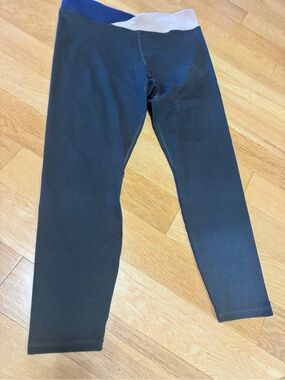 Black Leggings with Contrasting Waistband